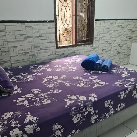 Kampung Istal Villa Pamijahan Bogor Eksteriør billede