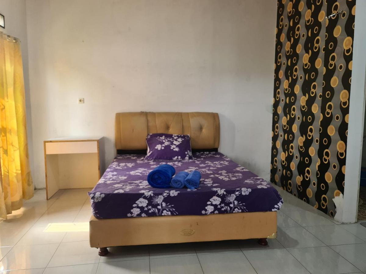 Kampung Istal Villa Pamijahan Bogor Eksteriør billede